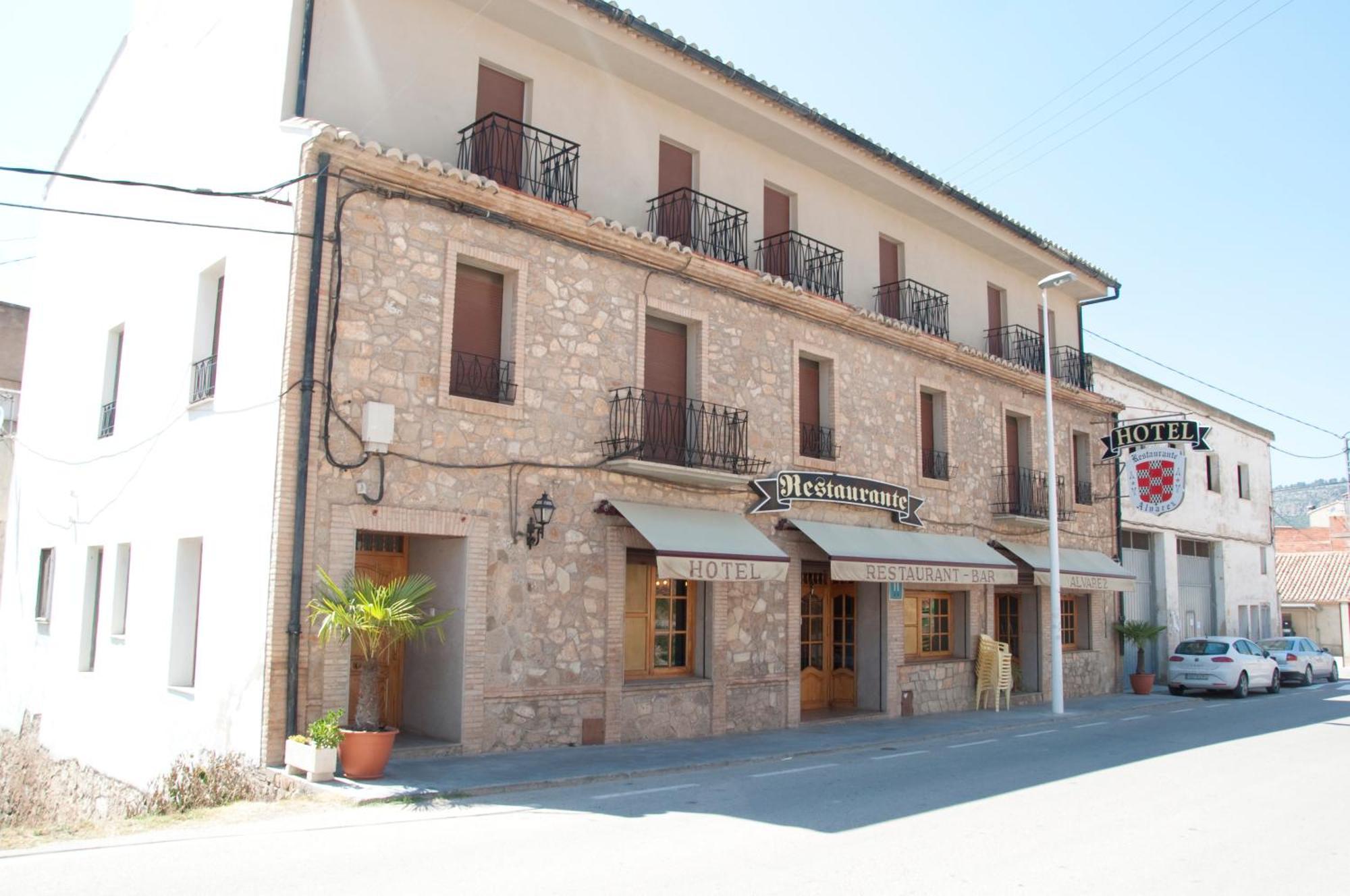 Hotel Álvarez Tuéjar Kültér fotó